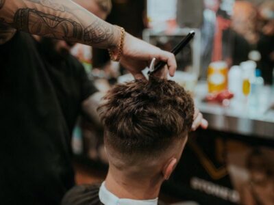 Coupes de cheveux élégantes à domicile